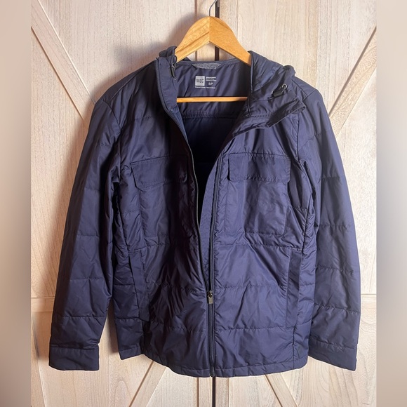 MEC Puffer Coat - Like New - Picture 1 of 4